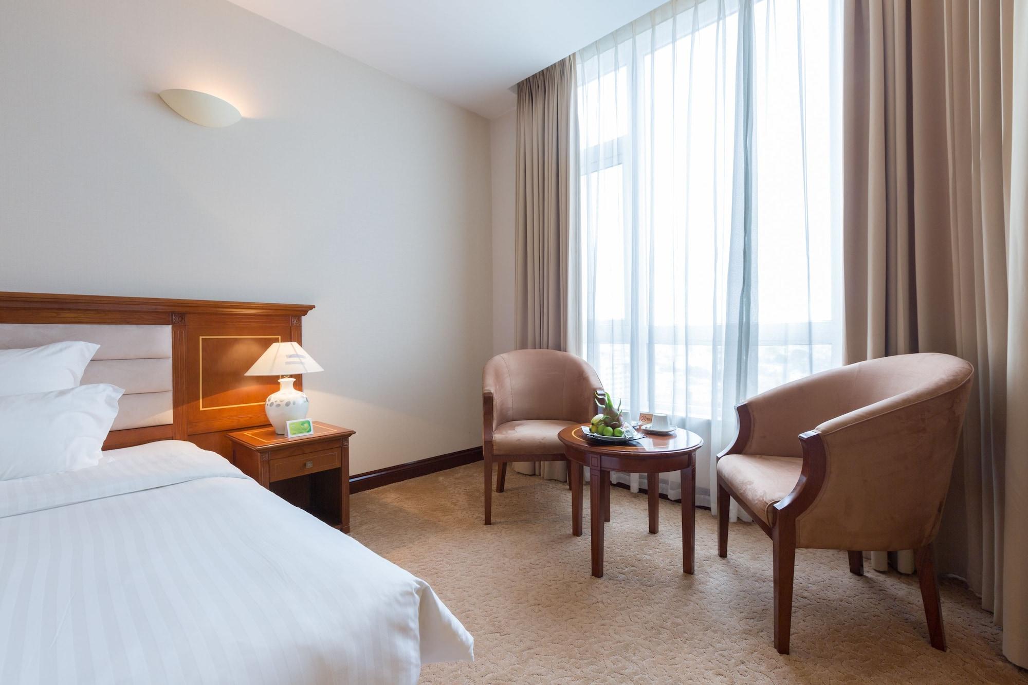 Tan Son Nhat Saigon Hotel Хошимин Екстериор снимка