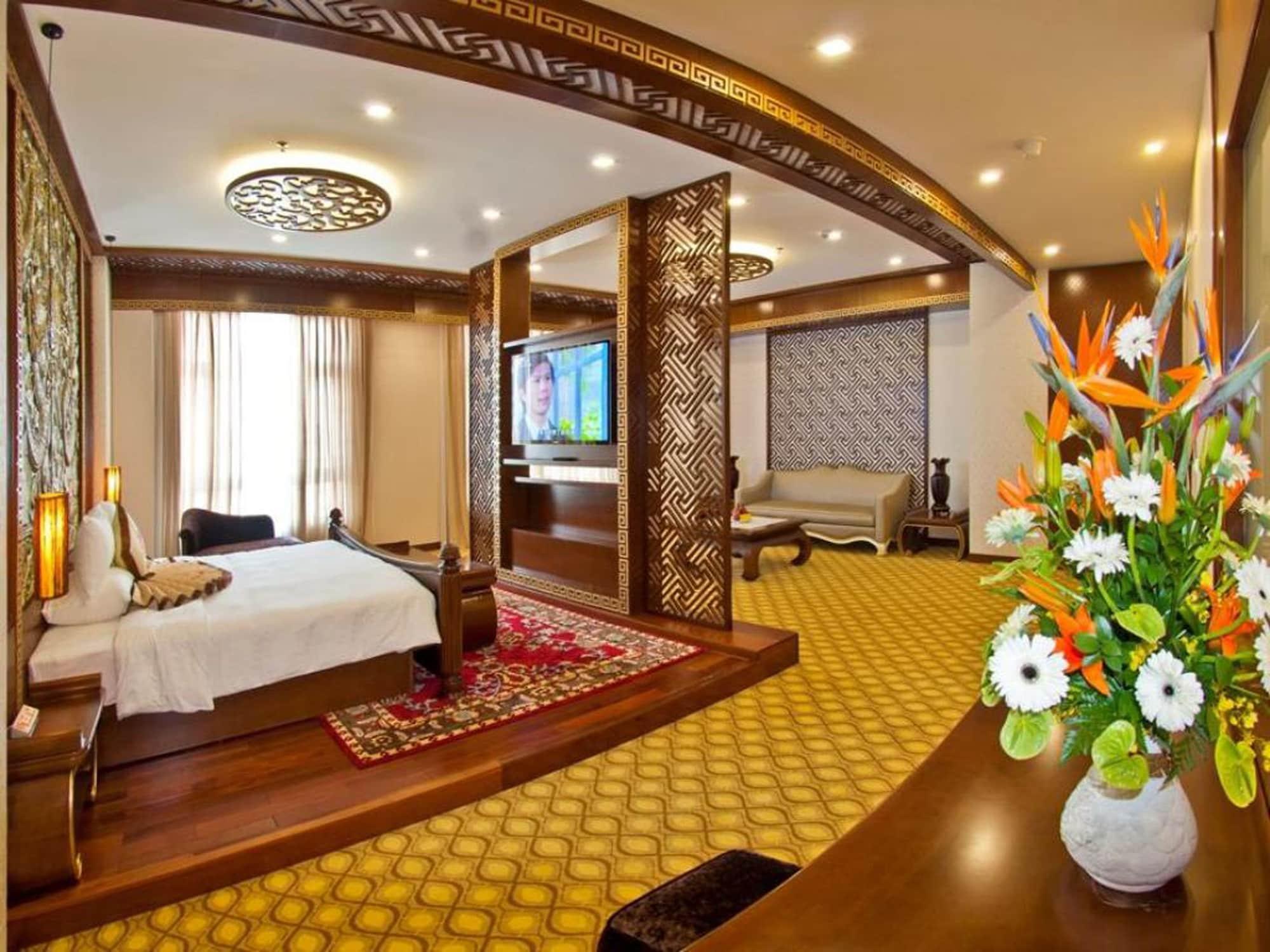 Tan Son Nhat Saigon Hotel Хошимин Екстериор снимка