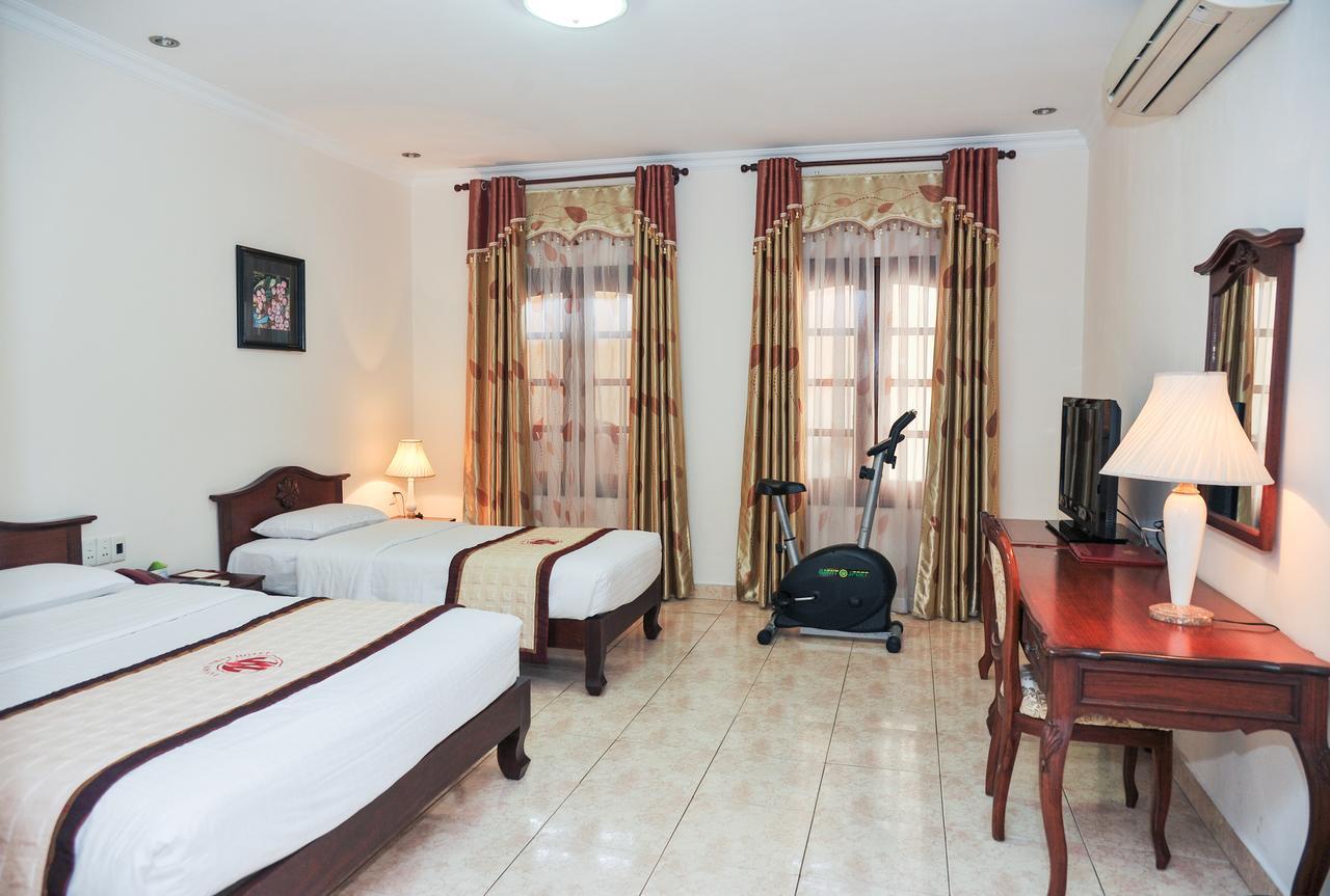 Tan Son Nhat Saigon Hotel Хошимин Екстериор снимка