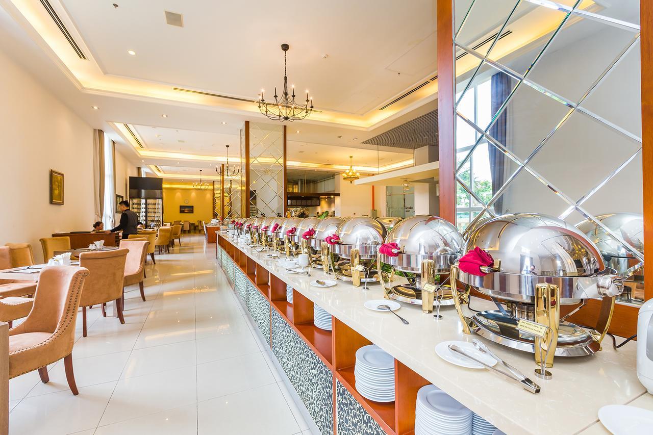 Tan Son Nhat Saigon Hotel Хошимин Екстериор снимка
