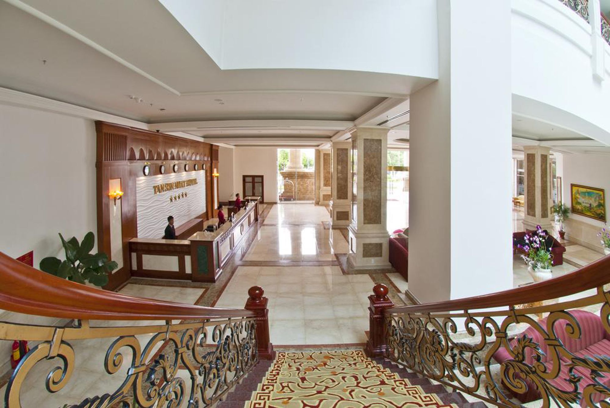Tan Son Nhat Saigon Hotel Хошимин Екстериор снимка