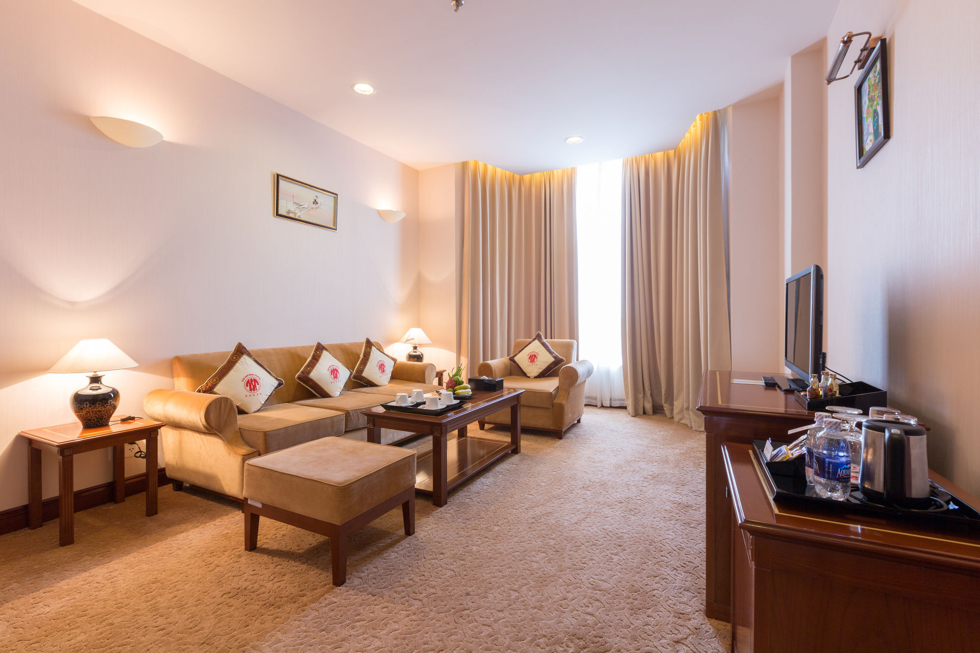 Tan Son Nhat Saigon Hotel Хошимин Екстериор снимка